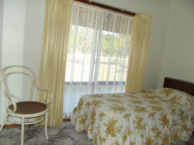 9 Reservoir Road, BOWENVALE, Maryborough VIC 3465