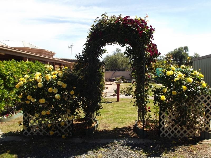 9 Reservoir Road, BOWENVALE, Maryborough VIC 3465