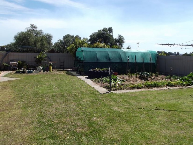 9 Reservoir Road, BOWENVALE, Maryborough VIC 3465