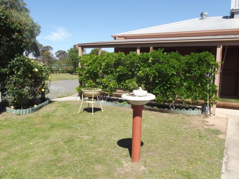 9 Reservoir Road, BOWENVALE, Maryborough VIC 3465