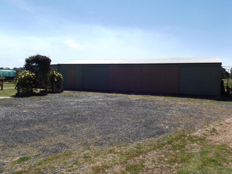 9 Reservoir Road, BOWENVALE, Maryborough VIC 3465