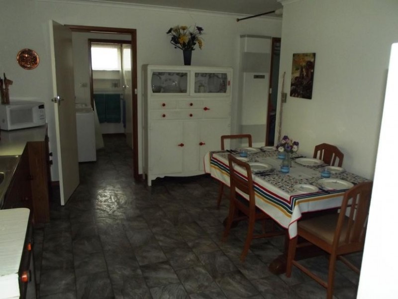 24 Victoria Street, CARISBROOK, Maryborough VIC 3465