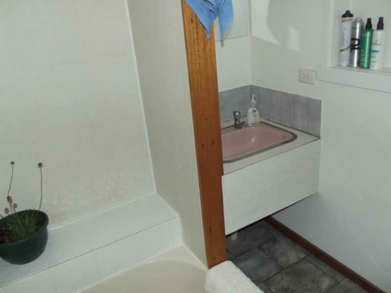 24 Victoria Street, CARISBROOK, Maryborough VIC 3465