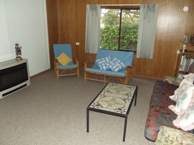 24 Victoria Street, Carisbrook VIC 3464