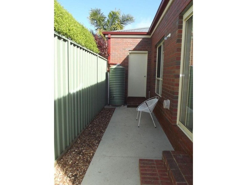 3/9 Derby Road, Maryborough VIC 3465