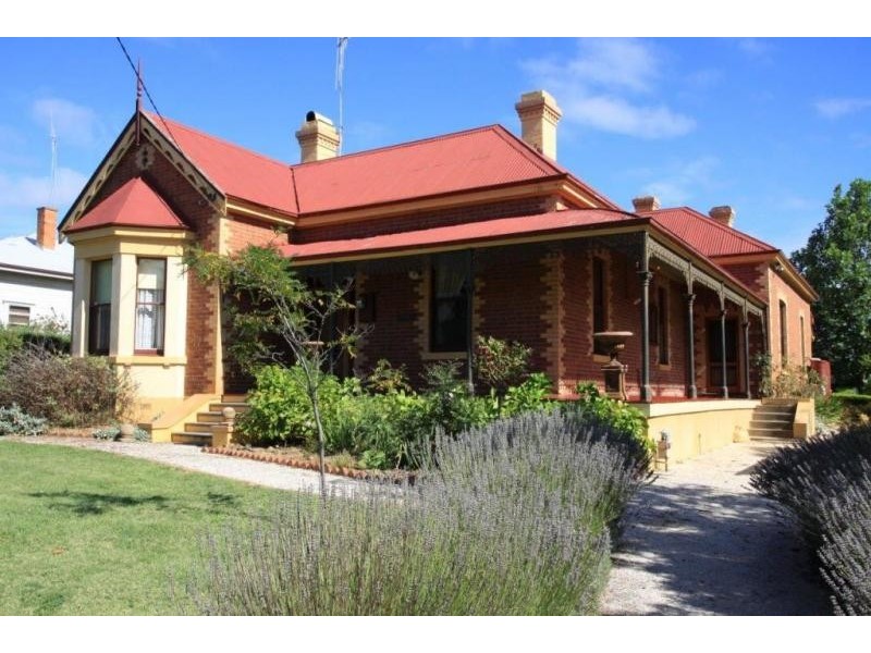 39 Burns Street, Maryborough VIC 3465