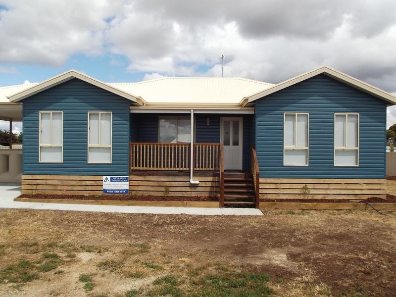 27 Birch Street, Carisbrook VIC 3464