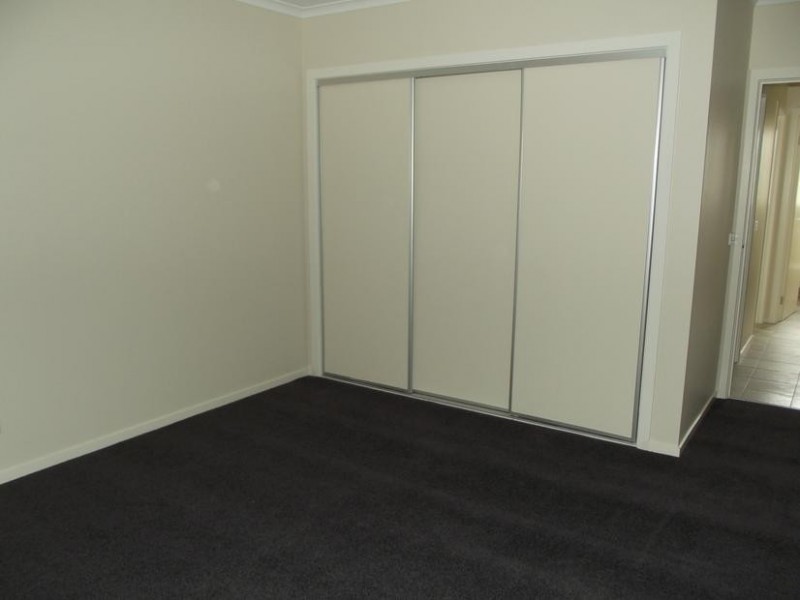 27 Birch Street, Carisbrook VIC 3464