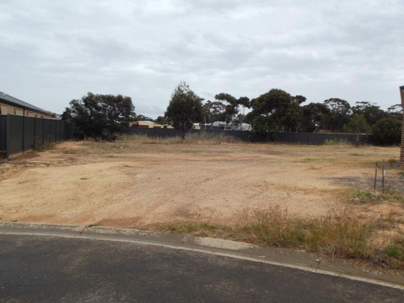 10 Shamrock Court, Maryborough VIC 3465