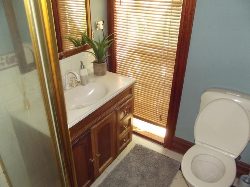 35 Park Road, Maryborough VIC 3465