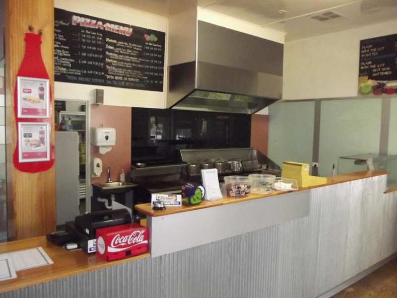 98 Broadway DUNOLLY, Maryborough VIC 3465