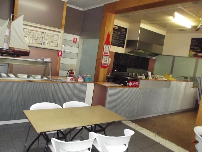 98 Broadway DUNOLLY, Maryborough VIC 3465