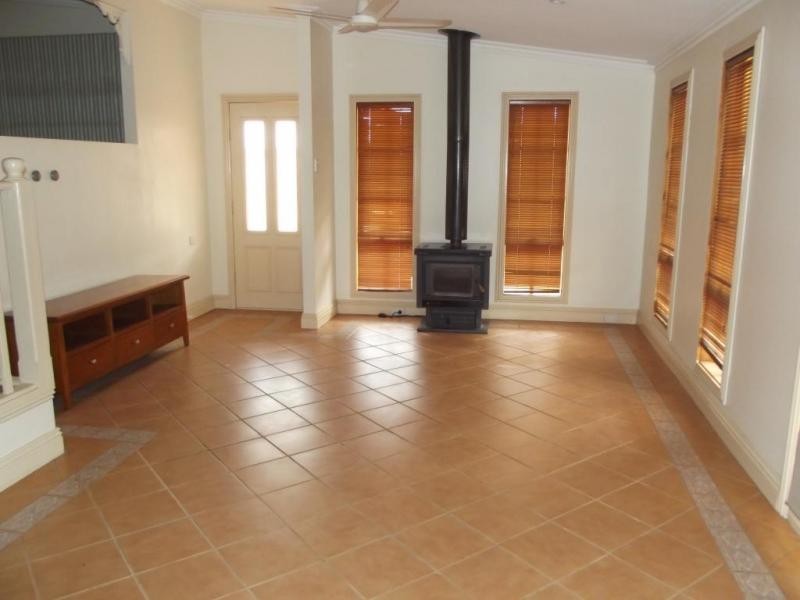 30 Victoria Street, Maryborough VIC 3465