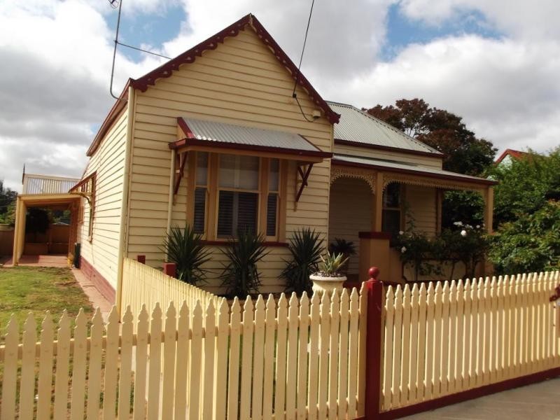 30 Victoria Street, Maryborough VIC 3465