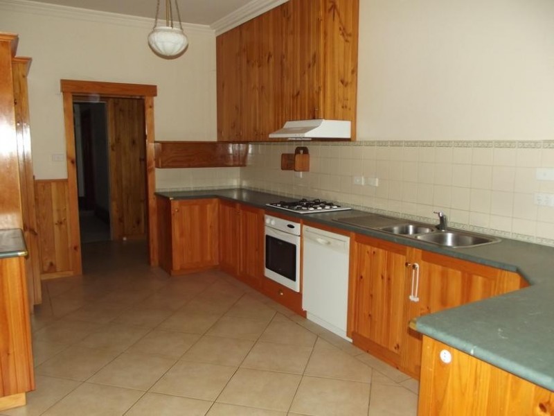 7 Lowenstein Street, Maryborough VIC 3465