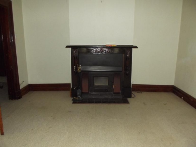 7 Lowenstein Street, Maryborough VIC 3465