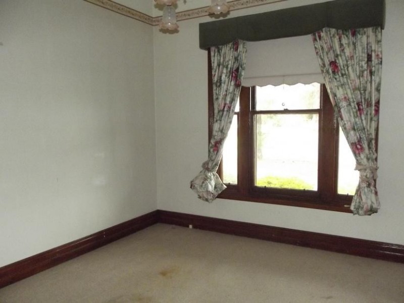 7 Lowenstein Street, Maryborough VIC 3465