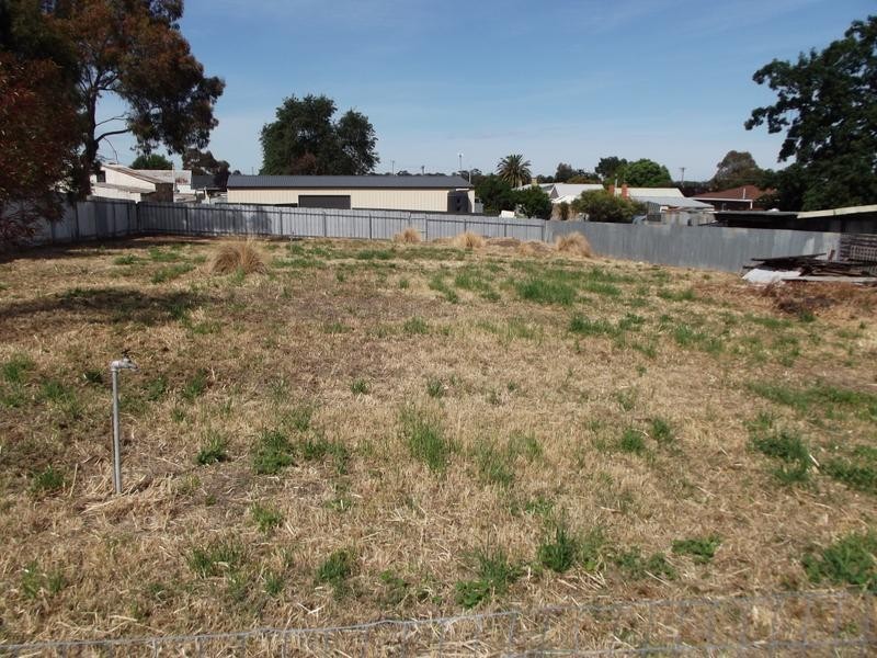 44 Argyle Road, Maryborough VIC 3465