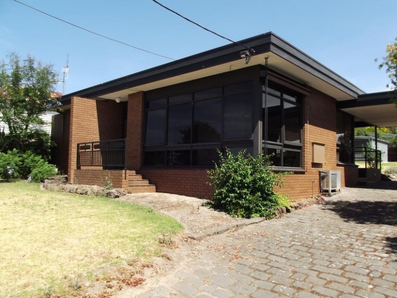 19 Clarendon Street, Maryborough VIC 3465