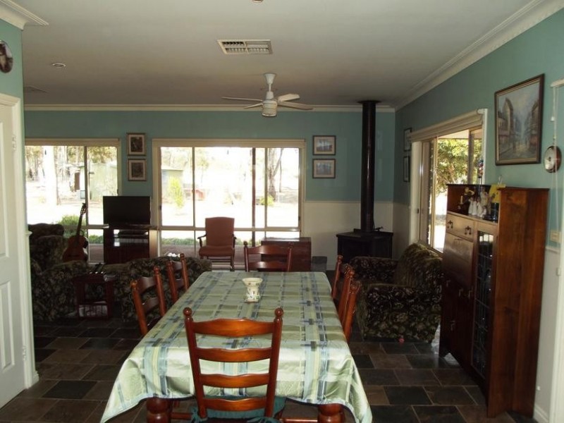 40 Hall Road ALMA, Maryborough VIC 3465