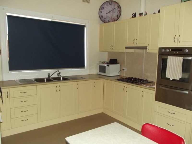 12 Casey Street, Maryborough VIC 3465