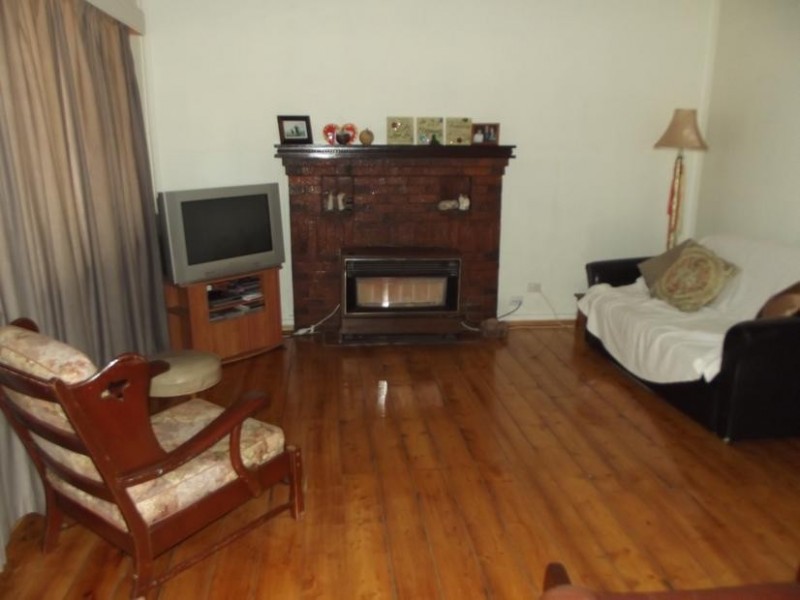 12 Casey Street, Maryborough VIC 3465