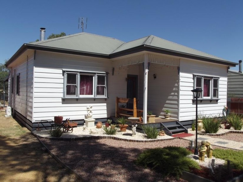 11 Thomas Street, Dunolly VIC 3472