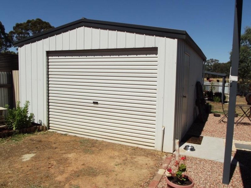 11 Thomas Street, Dunolly VIC 3472