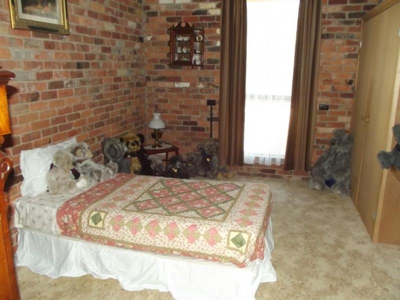 18 Rowes Lane,, Maryborough VIC 3465