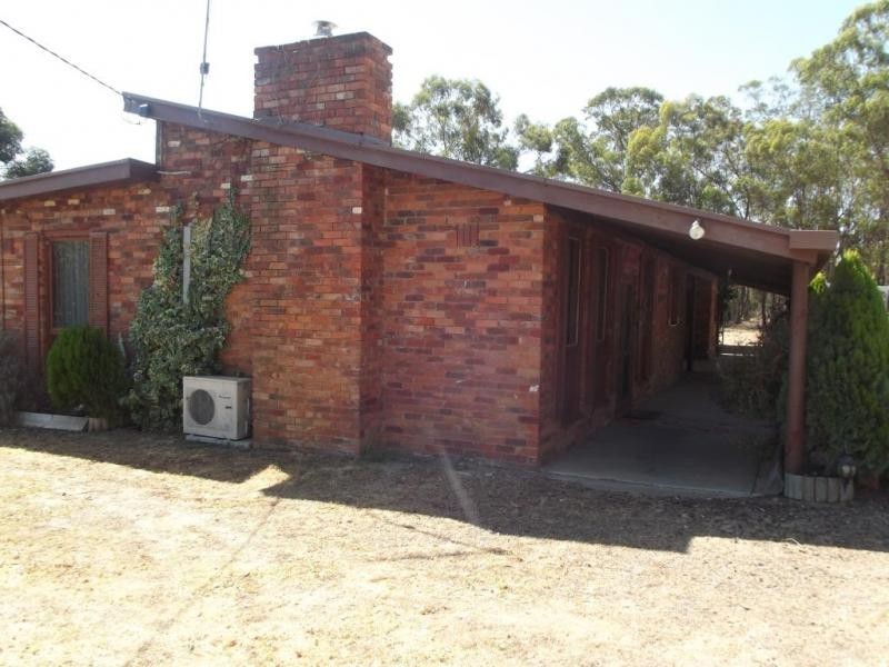 18 Rowes Lane,, Maryborough VIC 3465