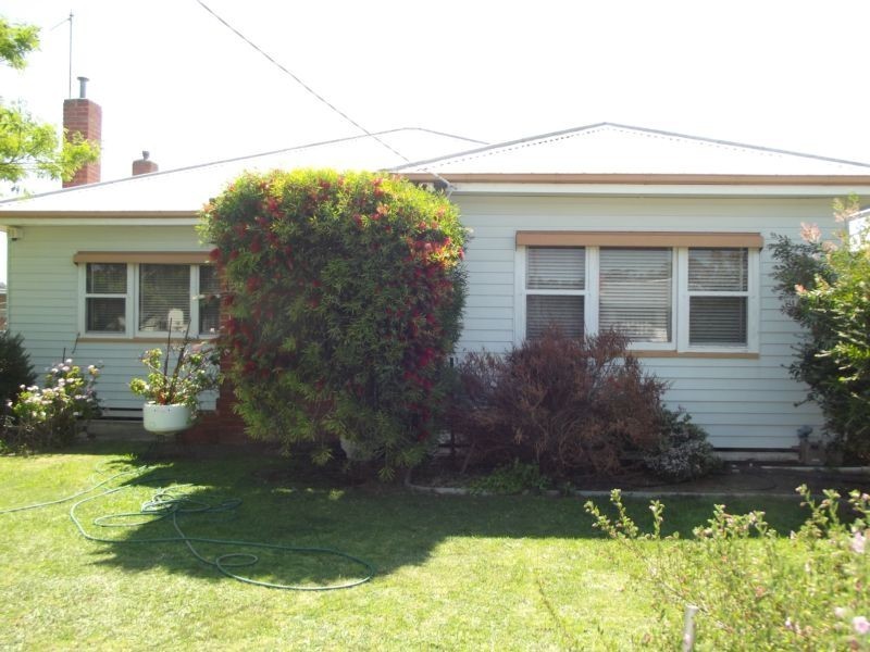 83 Park Road, Maryborough VIC 3465