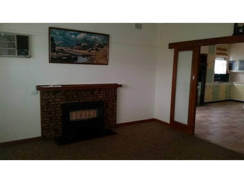 83 Park Road, Maryborough VIC 3465