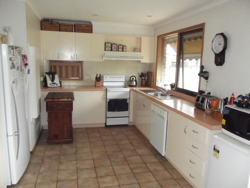 15 Rowland Court, DAISY HILL, Maryborough VIC 3465