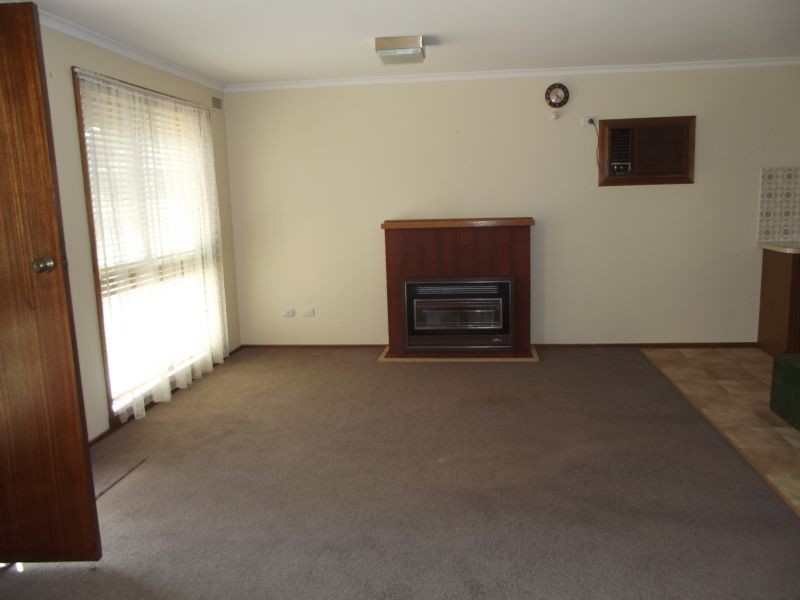 10 Carrick Street, Maryborough VIC 3465