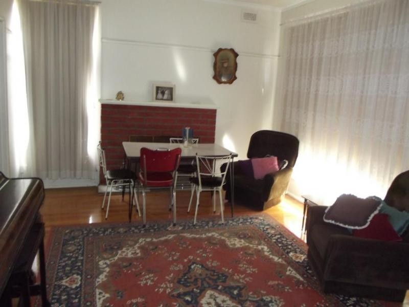 16 Taylor Street, Maryborough VIC 3465