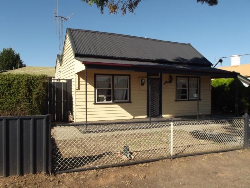 20 Taylor Street, Maryborough VIC 3465