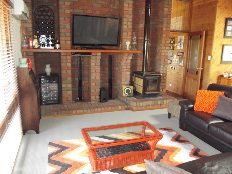 7 Hall Street, Carisbrook VIC 3464