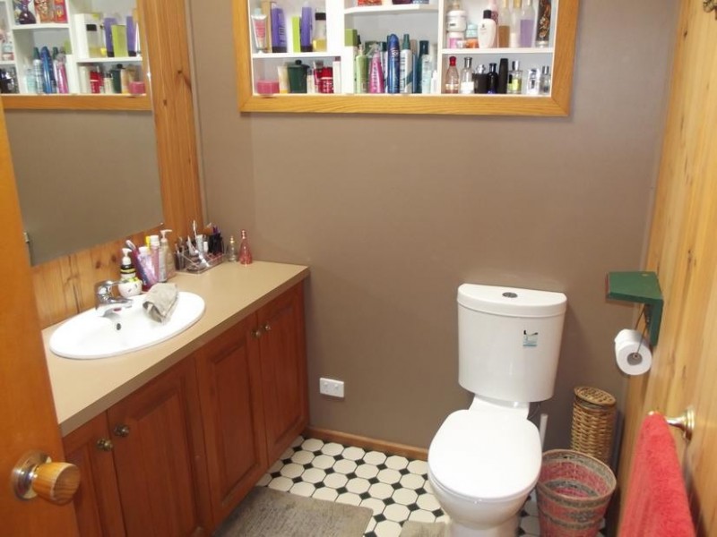 7 Hall Street, Carisbrook VIC 3464