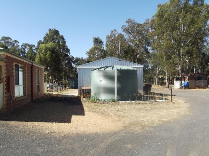 91 Dehnerts Road, Daisy Hill VIC 3465