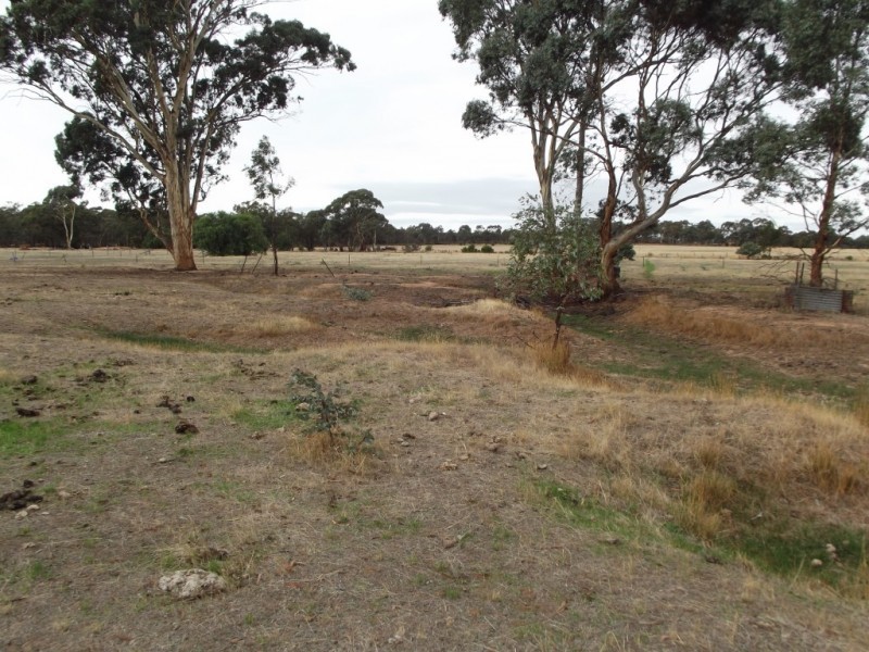 28 Reservoir Road, BOWENVALE, Maryborough VIC 3465