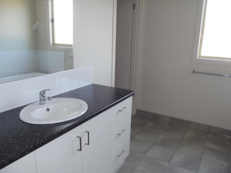 5 Queen Street, CARISBROOK, Maryborough VIC 3465