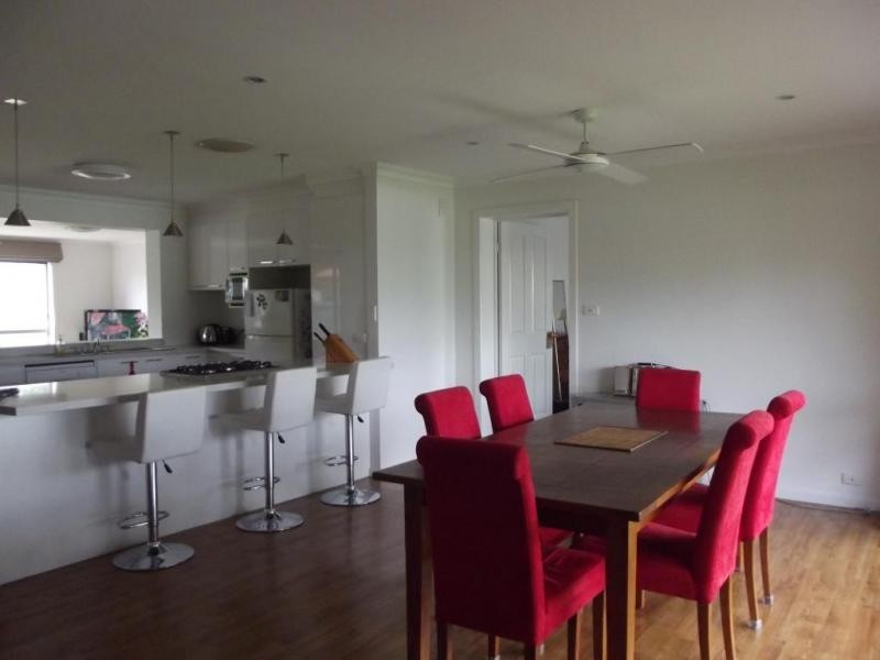 16 Birch Street, Carisbrook VIC 3464