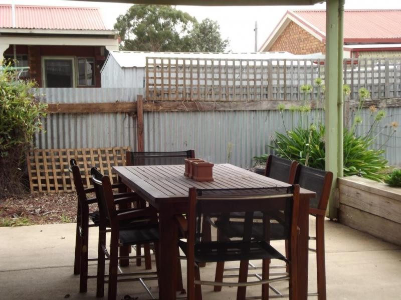 16 Birch Street, Carisbrook VIC 3464