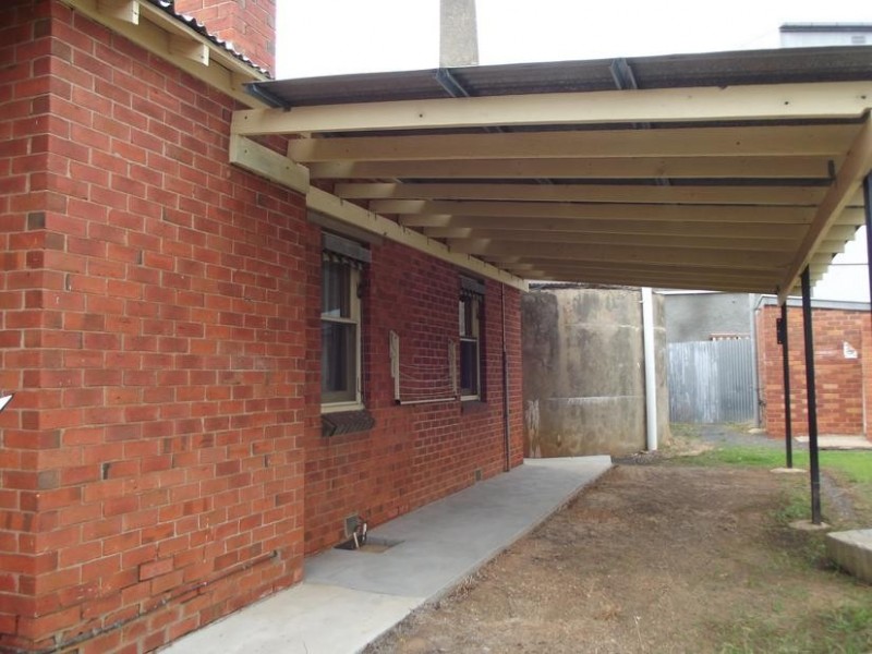 2 38 Albert Street, Maryborough VIC 3465