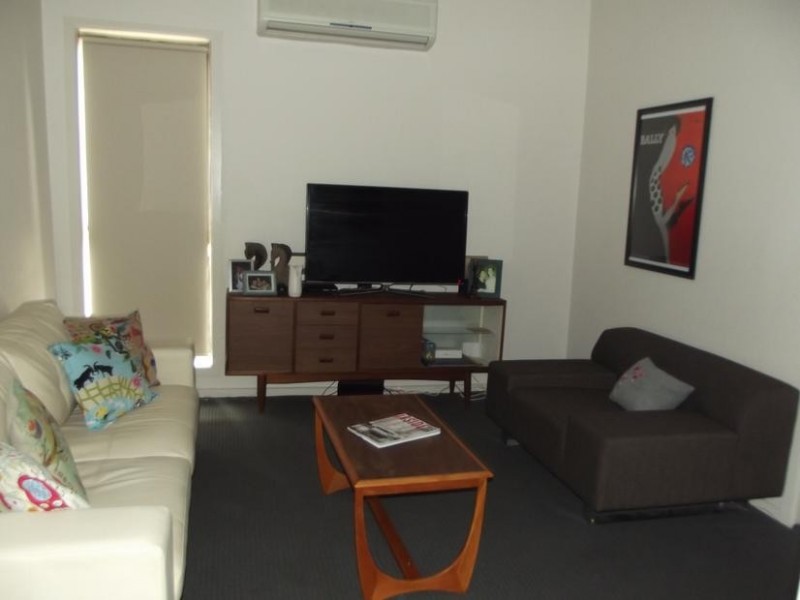 11 Inkerman Street, Maryborough VIC 3465