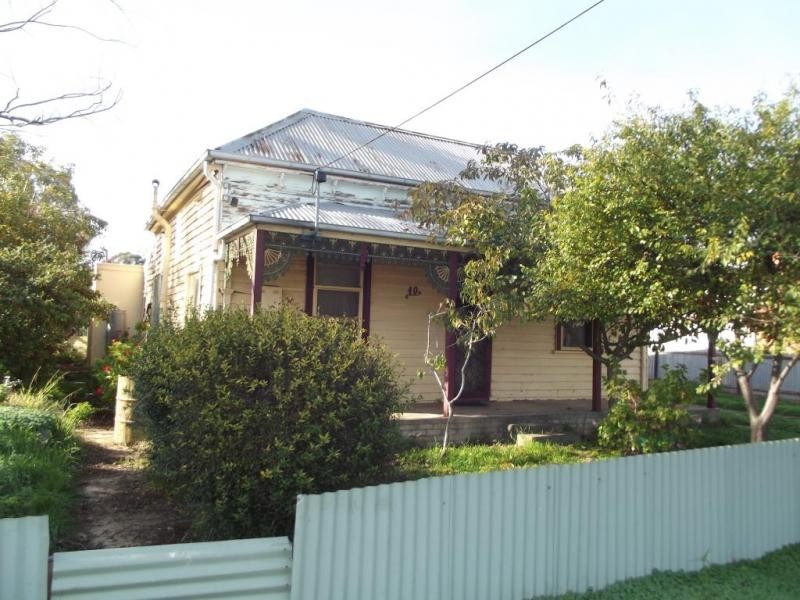 40 Gearing Street, Maryborough VIC 3465