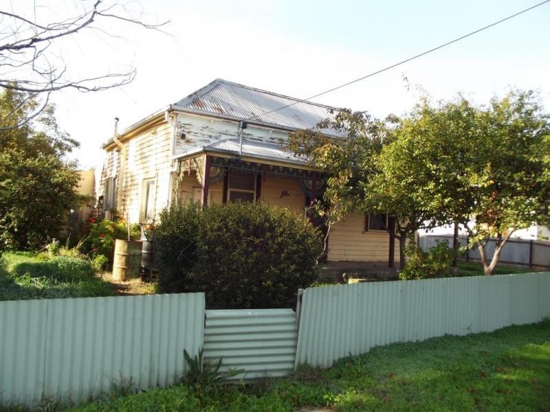 40 Gearing Street, Maryborough VIC 3465