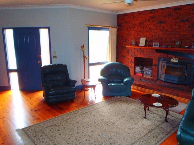 28 Albert Street, MAJORCA, Maryborough VIC 3465