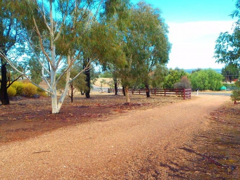 28 Albert Street, MAJORCA, Maryborough VIC 3465