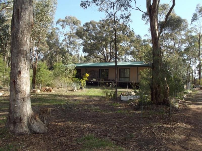 42 Dillon Court, ALMA, Maryborough VIC 3465